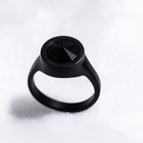 Annisu Black Faceted Statement Ring – Bold Elegance for Everyday Style