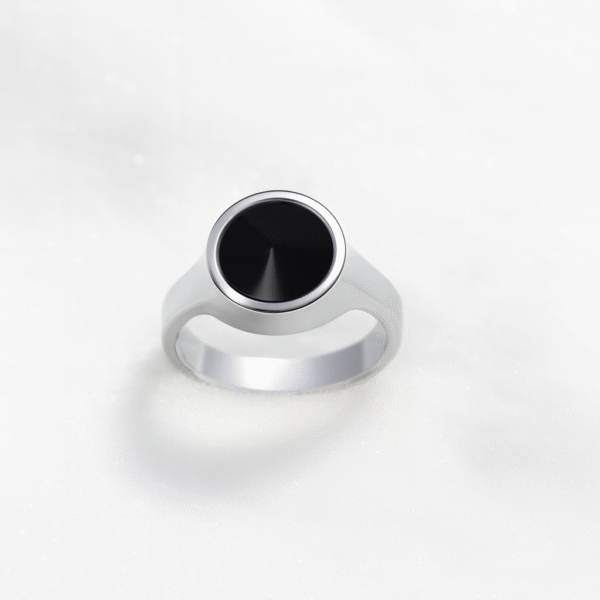 Annisu Elegant Silver Ring with Black  Gemstone