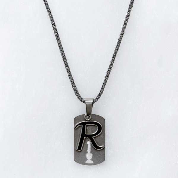 Annisu tylish "R"  Tag Pendant