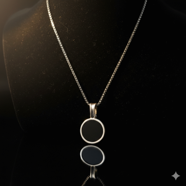 Annisu  Elegant Black Stone Pendant Necklace